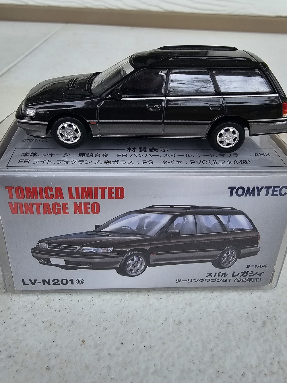 Tomica Limited Vintage NEO LV-N201b Subaru Legacy Touring Wagon GT 1/64
